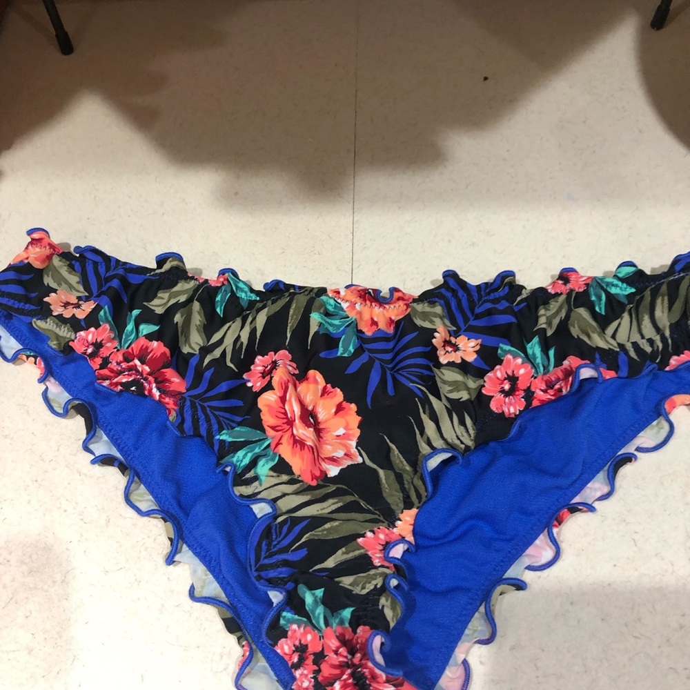 Hollister Swim Bottoms